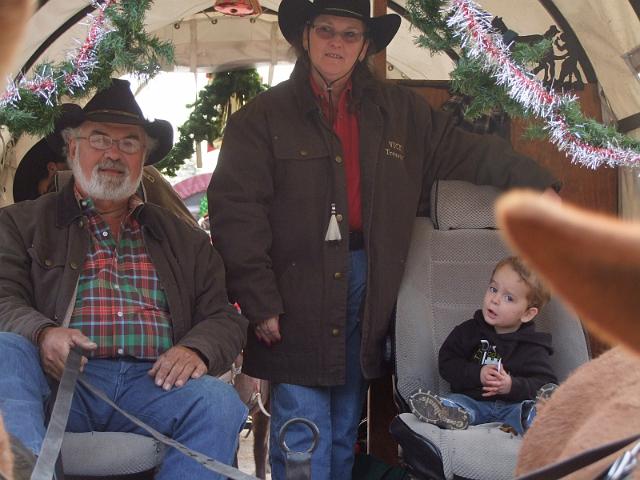 MCTRA-Christmas-Ride-12-10-2011-006.JPG