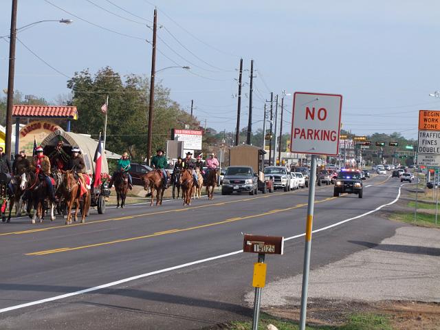 MCTRA-Christmas-Ride-12-10-2011-035.JPG