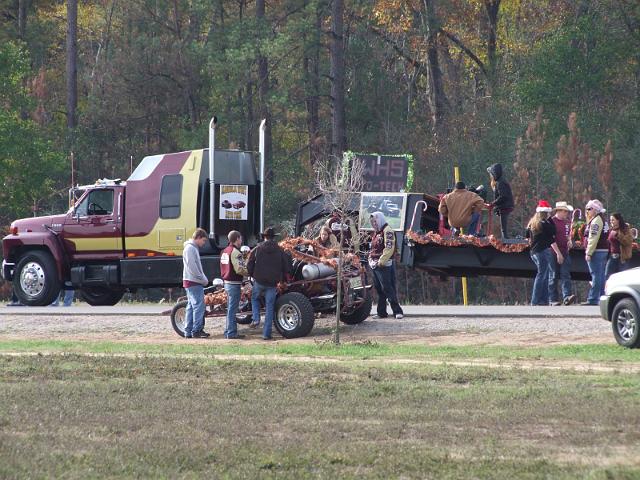 MCTRA-Christmas-Ride-12-10-2011-053.JPG