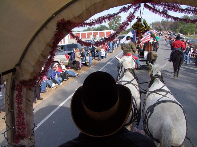 MCTRA-Christmas-Ride-12-10-2011-068.JPG