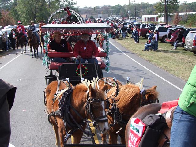 MCTRA-Christmas-Ride-12-10-2011-073.JPG