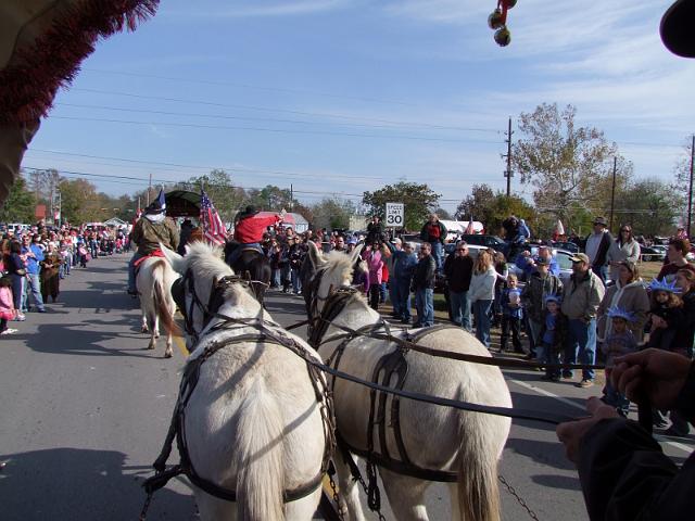 MCTRA-Christmas-Ride-12-10-2011-077.JPG