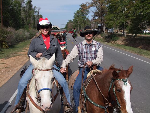 MCTRA-Christmas-Ride-12-10-2011-079.JPG