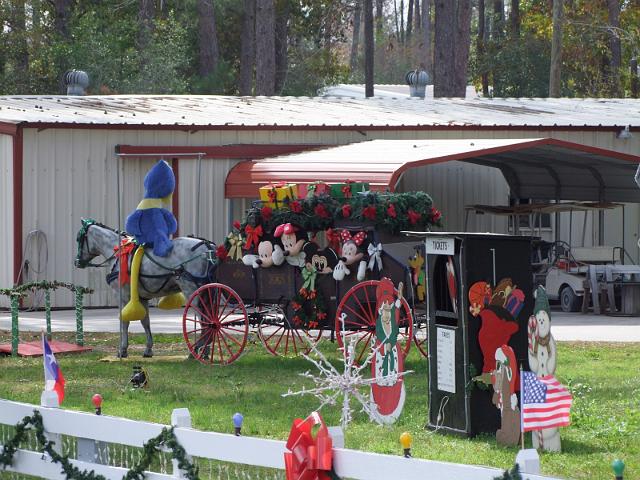 MCTRA-Christmas-Ride-12-10-2011-086.JPG
